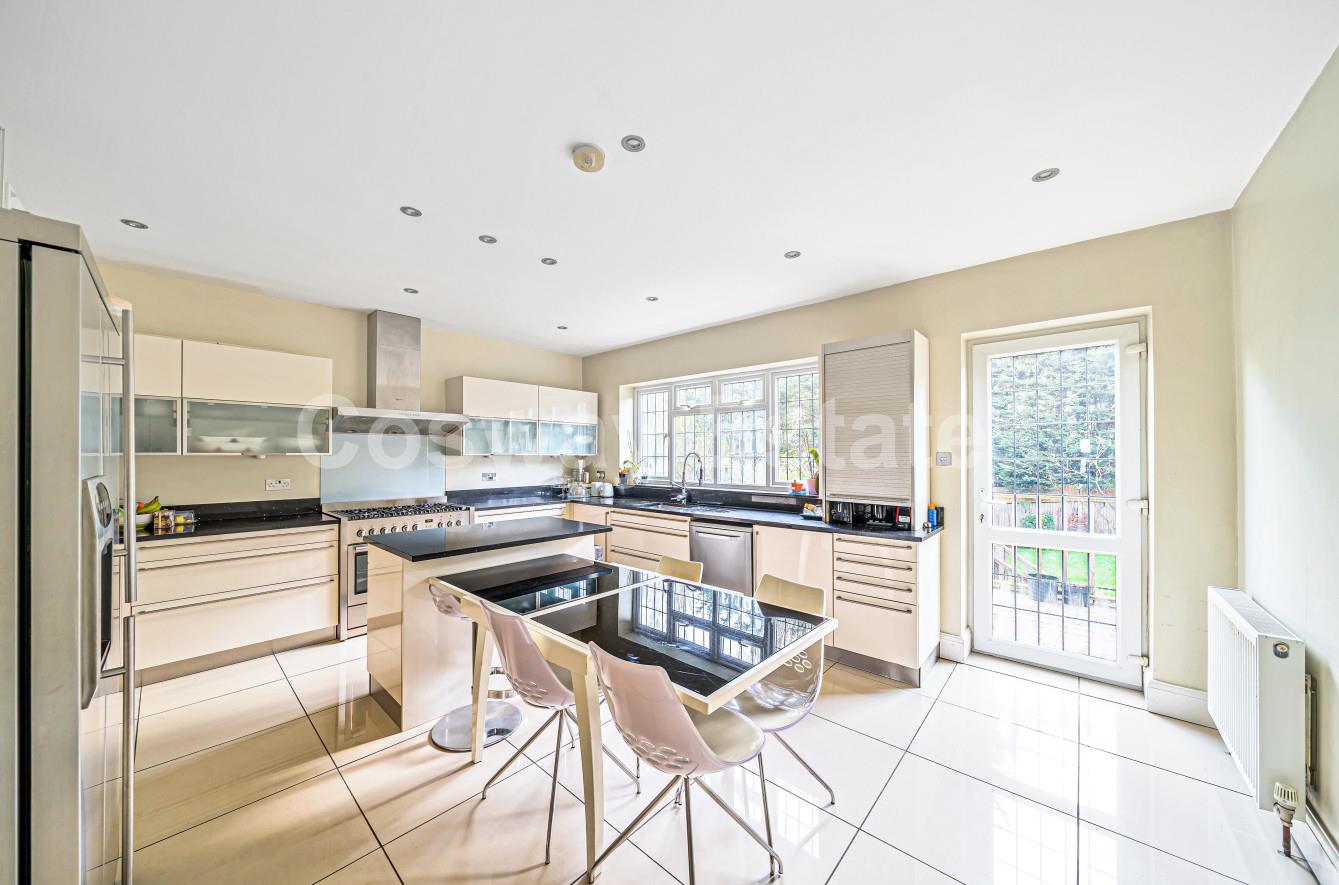 Uphill Grove, London